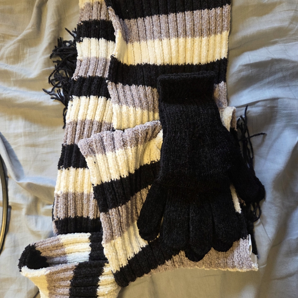 Striped Scarf and Gloves Set